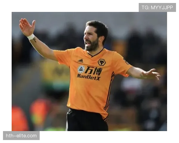 若昂·穆蒂尼奥在英超赛季中的表现持续稳定，成为球队重要的中场动力源。